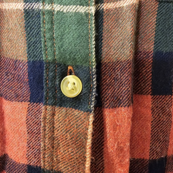 American Eagle Boyfriend fit Flannel Shirt | Size Medium | Super soft - Picture 5 of 8
